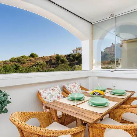 Cosy Gem In Pueblo El Jardin By Costarentals - Ref 136 Apartment Benalmadena