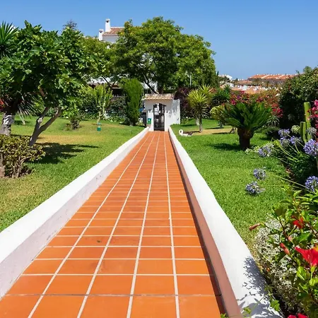 Cosy Gem In Pueblo El Jardin By Costarentals - Ref 136 *